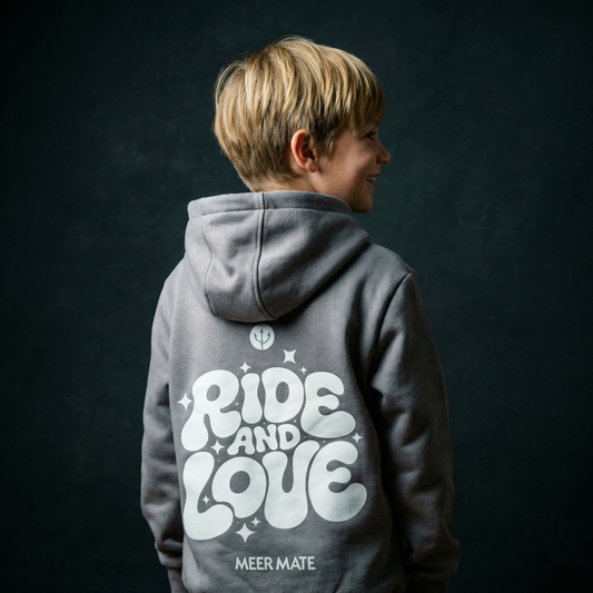 Ride & Love - Kinder-Hoodie in grau mit Stick vorne und Druck hinten