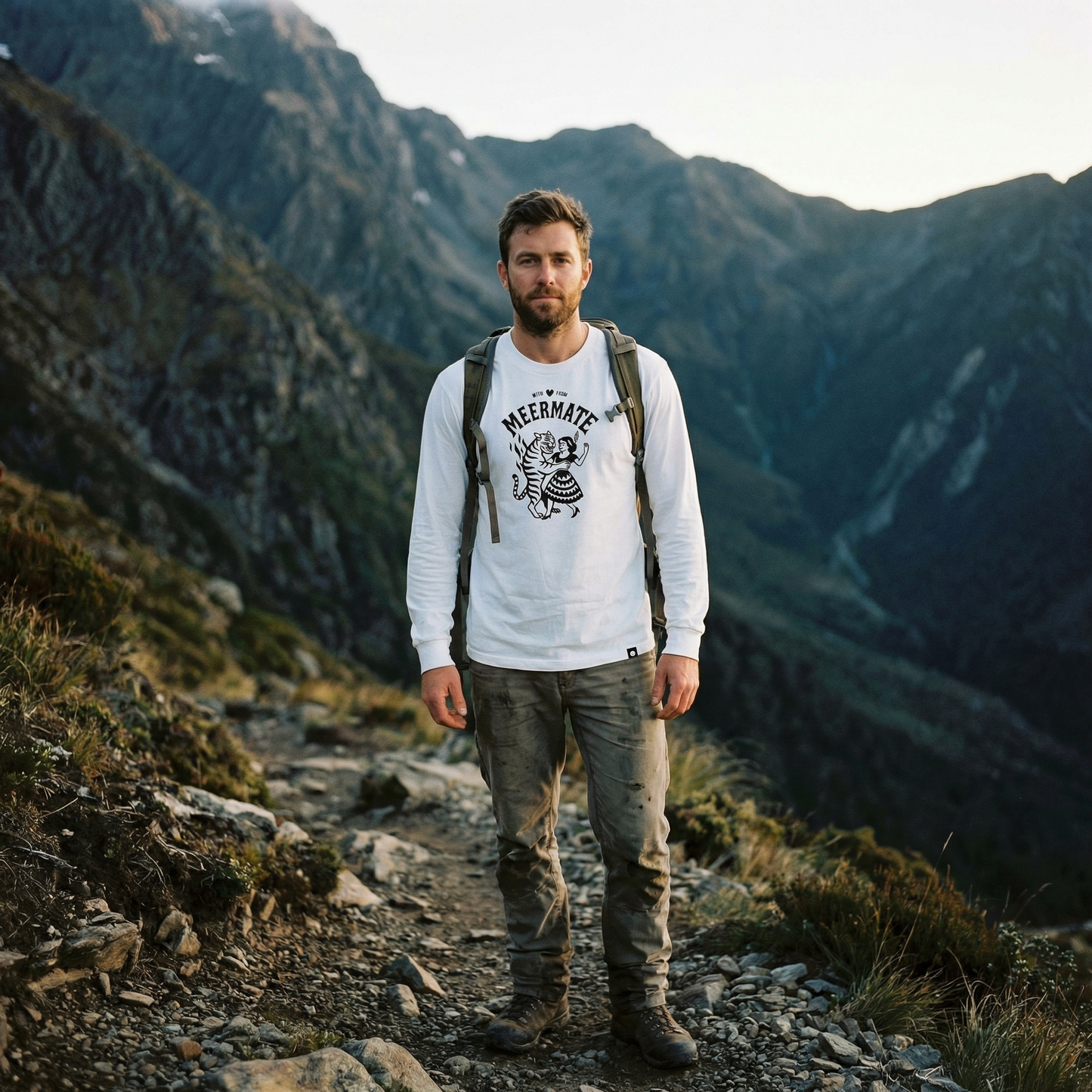 Dancers - langärmliches Shirt mit Grafikdruck vorne