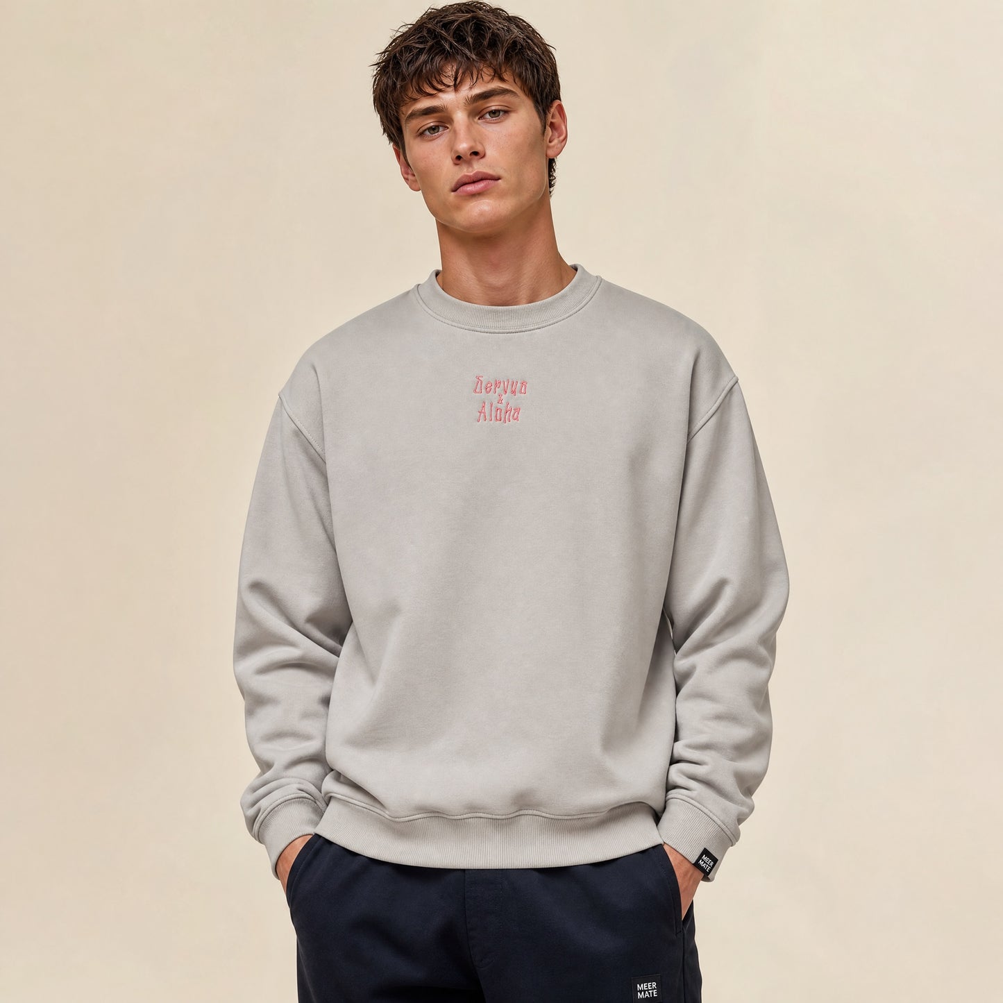 Tikki Servus Aloha-  Crewneck Pullover mit farbigem Stick vorne und hinten